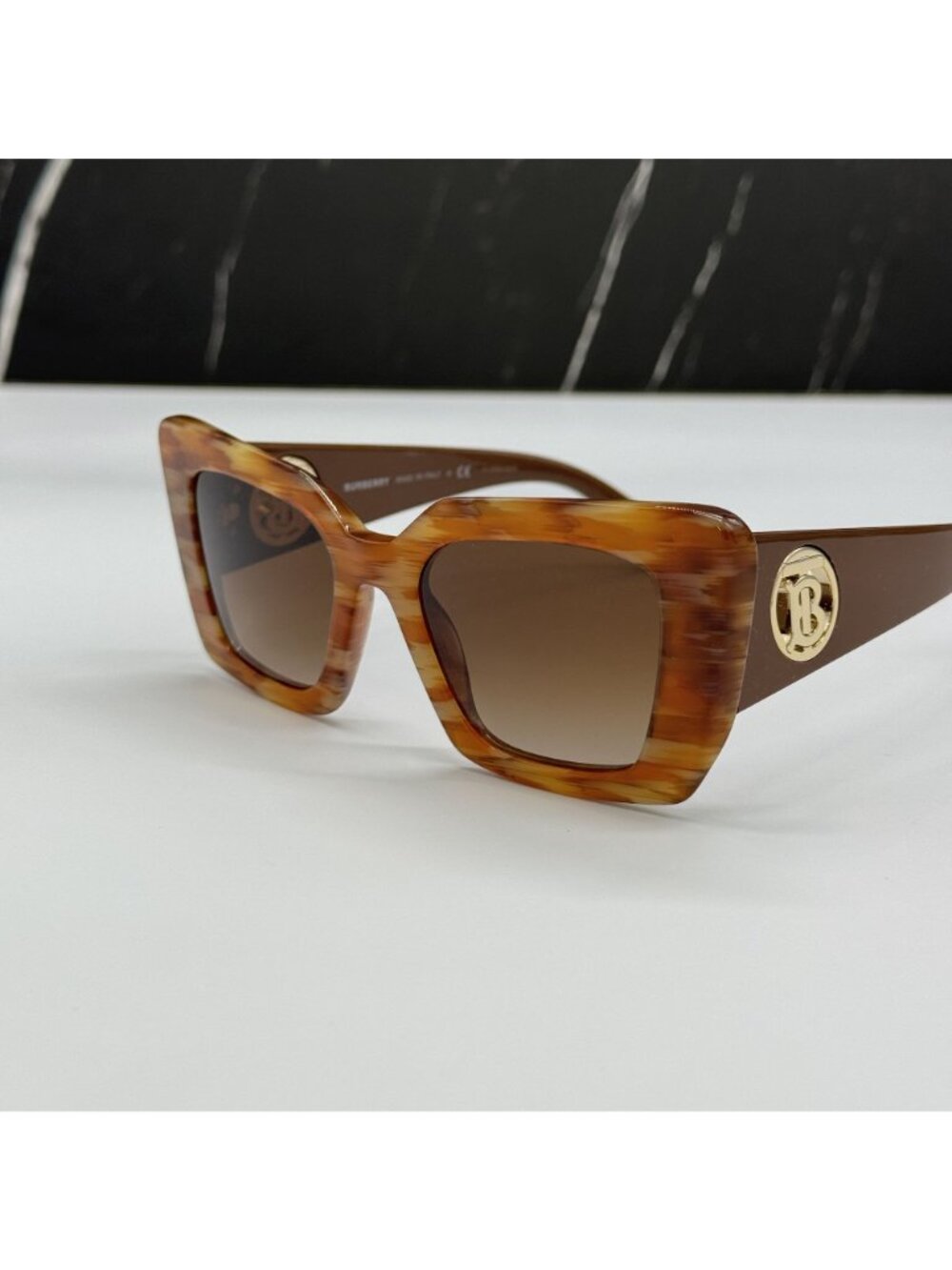 Burberry Be4344 394013 Cat Eye Sunglasses Authentic NEW - Picture 5 of 10